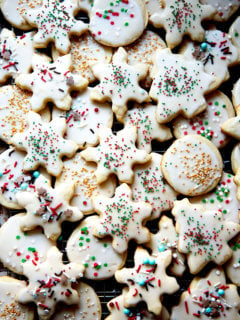Decorated Christmas cookies.