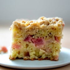 Rhubarb Buckle