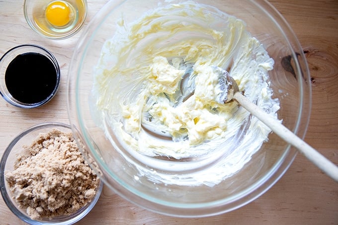 Softened butter aside molasses, brown sugar, and 1 egg.