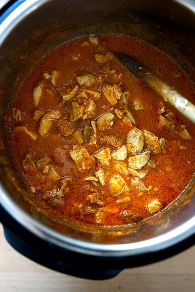 An Instant Pot filled with butter chicken.