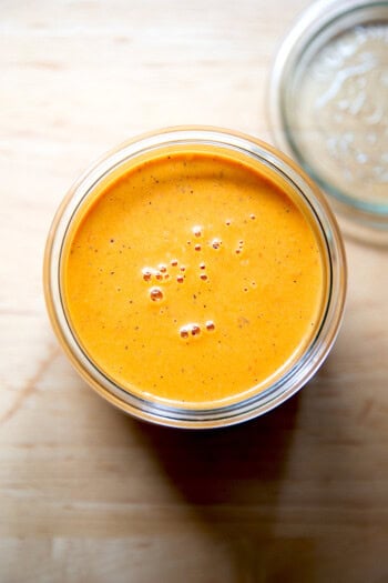 4-Ingredient Roasted Red Pepper Dressing | Alexandra's Kitchen 4-Ingredient Roasted Red Pepper Dressing | Alexandra's Kitchen
