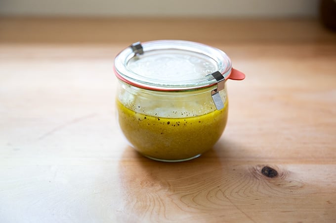 Spicy Red Pepper Oil Free Vinaigrette – Yummies in a Jar