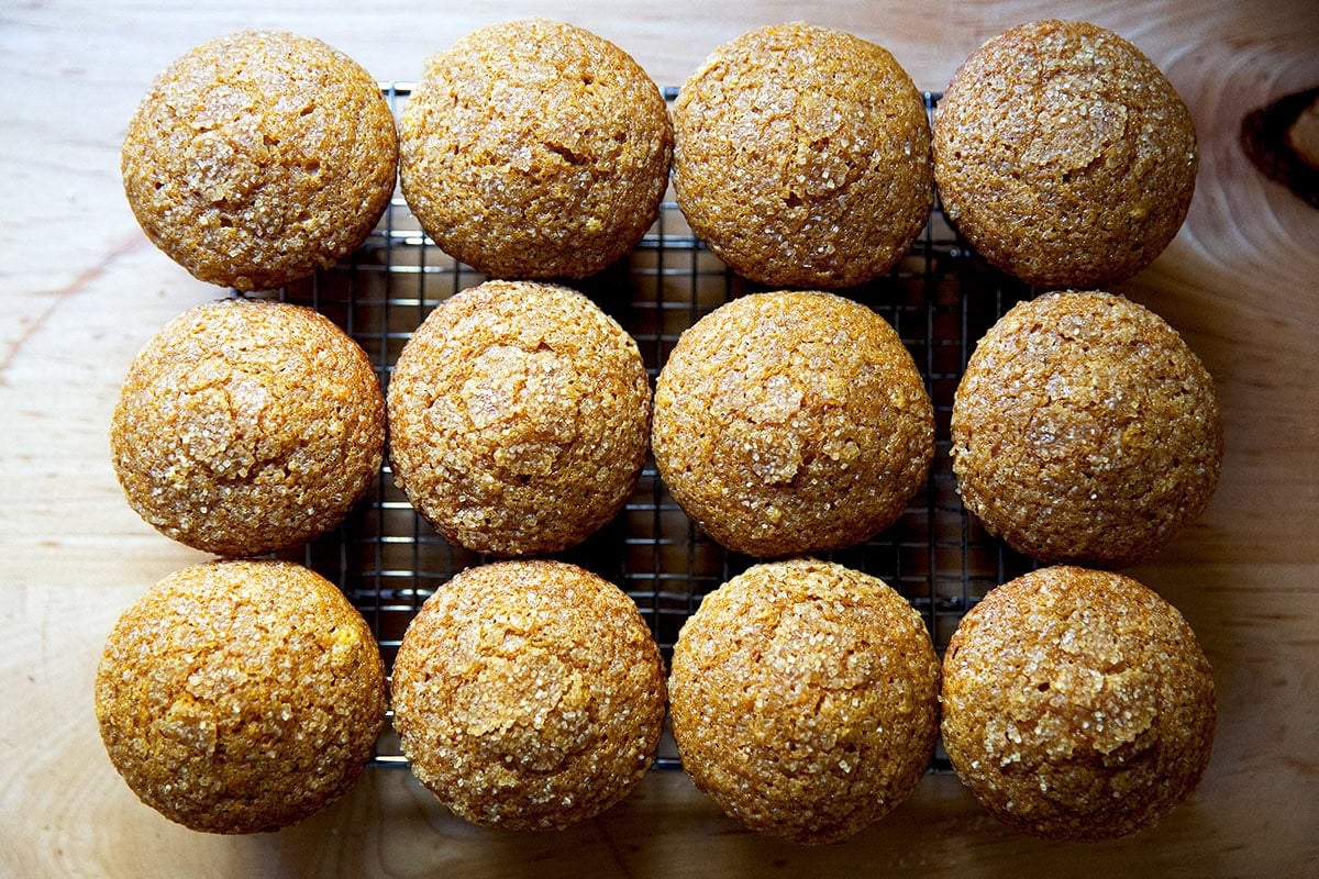 One Bowl Pumpkin Muffins