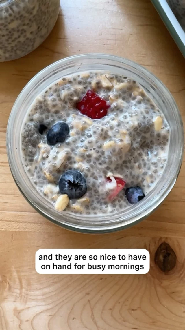 Do this today, thank yourself all week long 🎉🎉🎉🎉⁣
⁣
I have been making these overnight chia oats (adapted from my friend @serenagwolf ‘s recipe) for a couple of years now but only recently have I started making them in individual portions and it’s been kind of game changing — my kids love them, I love them, and it is so nice having a stash on hand ready to grab and go 🤗
⁣
Any comment below will have the recipe sent to your DMs 👇
⁣
If you have any overnight oat tricks or variations to share, please do 🙏
⁣
#oats #chia #overnight